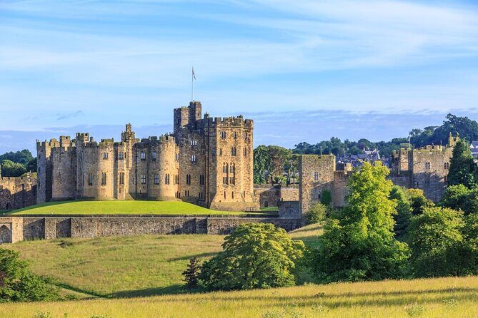 From Edinburgh: 1-day Outlander Tour - attractions included - Key Points