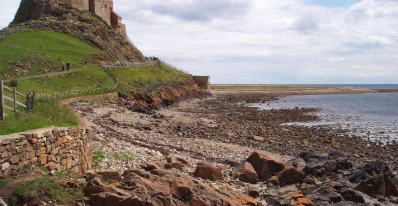 From Edinburgh: Viking Coast & Alnwick Castle Day Tour - Alnwick Castle—A Movie Lover’s Dream