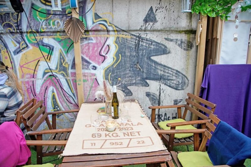 From Eigelstein to Nippes: city tour and wine hike - Key Points