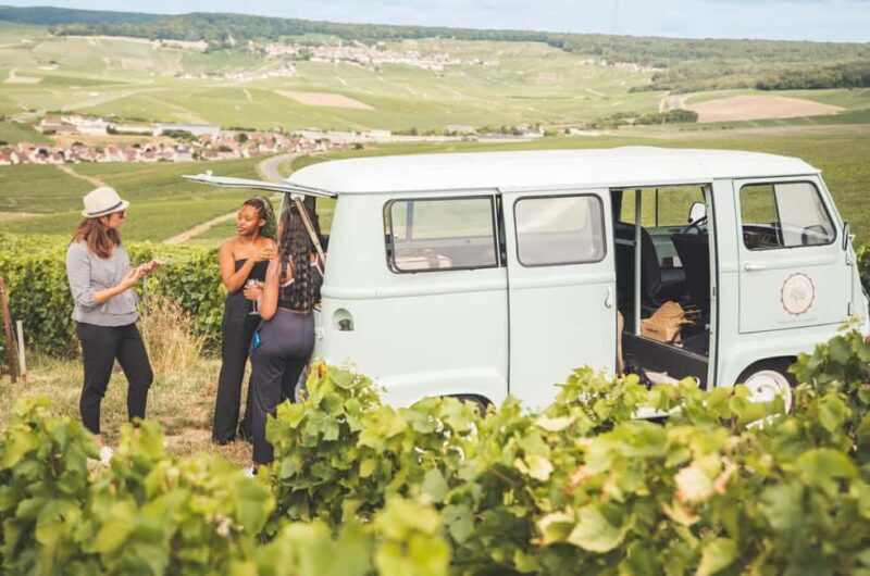 From Epernay : Champagne tasting with a vintage car - FAQs