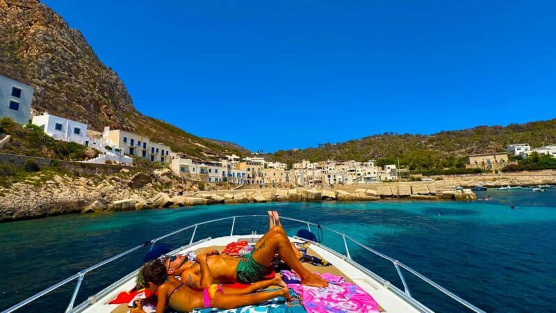 From Favignana: Private Egadi Tour in Favignana and Levanzo by Boat with Lunch - Detailed Itinerary Breakdown: What to Expect at Each Stop