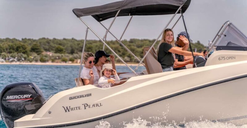 From Fazana: Dolphin watching and snorkeling in Blue Cave - Key Points