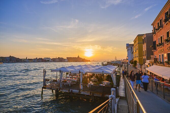 From Florence to Venice: A Day Trip to the Floating City - The Bridge of Sighs and Scenic Canals