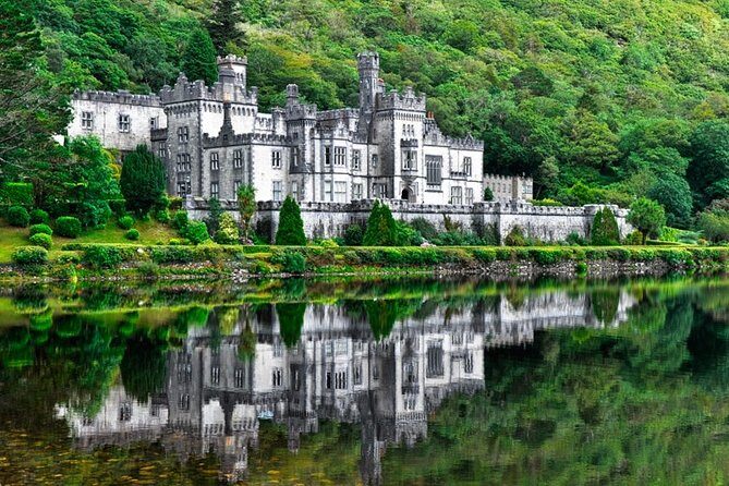 From Galway: Guided tour of Connemara with 3 hour stop in Kylemore Abbey - An Overview of the Connemara Experience