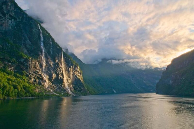 From Geiranger: Geiranger Fjord Tour with Stop in Hellesylt - The Stop in Hellesylt: Worth the Wait?