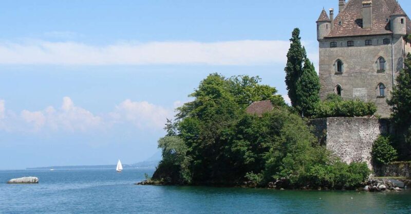 From Geneva: Yvoire medieval village & Lake Geneva Cruise - Who Should Consider This Tour?