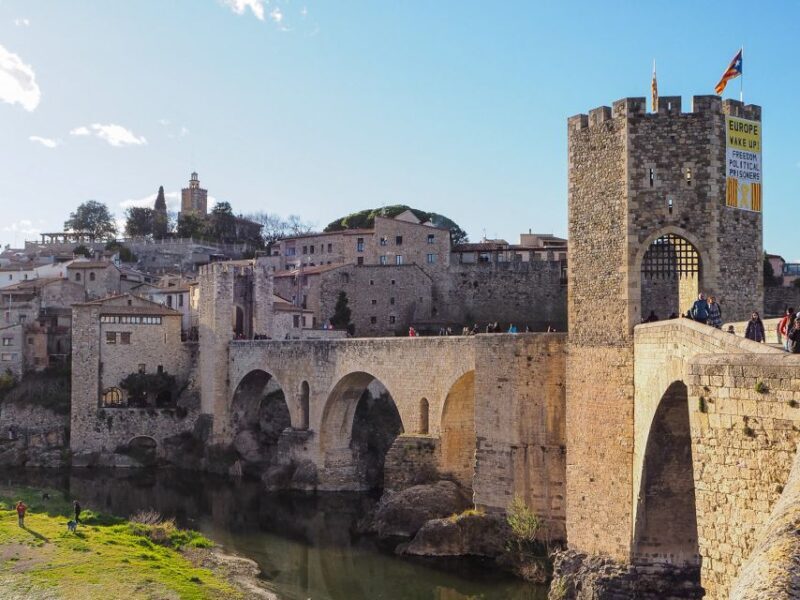 From Girona: Besalú, Banyoles & Historical Garrotxa Day Trip - From Girona: Besalú, Banyoles & Historical Garrotxa Day Trip – An Honest Look