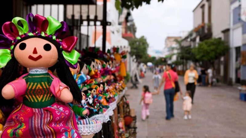 From Guadalajara: Downtown and Tlaquepaque Sightseeing Tour - Who Is This Tour Best For?