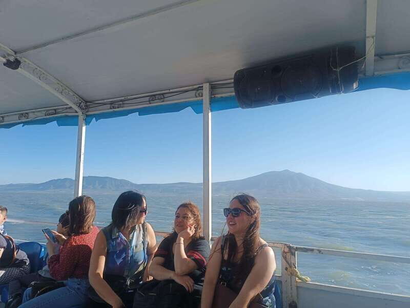 From Guadalajara to Chapala Lake: Funny and cultural tour - The Overall Value