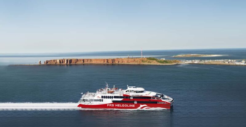 From Hamburg, Brunsbüttel or Cuxhaven: Day Trip to Helgoland - Arrival at Heligoland: A Spectacular Sight