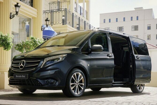 From Heathrow Airport to Southampton Private Chauffeur Service - A Closer Look at the Experience