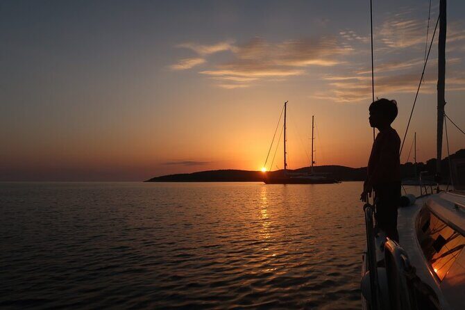 From Heraklion: Small group 6h Sunset Sailing trip to Dia Island - The Experience in Detail