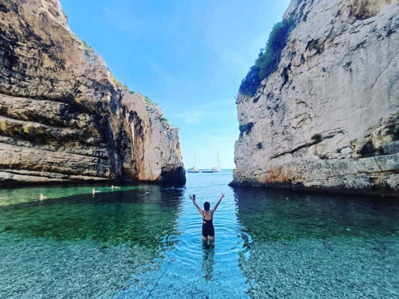 From Hvar: Blue Cave and 5 Islands Boat Tour - FAQ