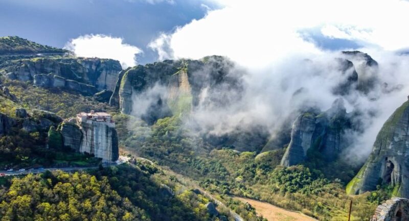 From Kalabaka: Private Half-Day Meteora Tour - Local Agency - Scenic Stops and Photo Opportunities