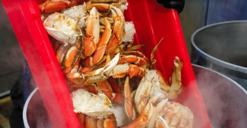 From Ketchikan: Crab Feast Lunch at World Famous Lodge - The Lodge’s Historic Charm
