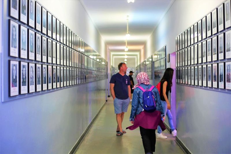 From Krakow: Auschwitz Birkenau Small Group Tour with Pickup - Auschwitz I: the guided walk that gives meaning to the place