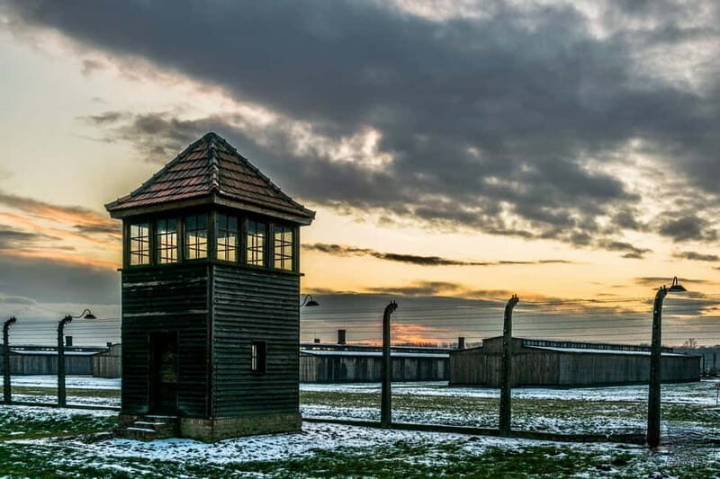 From Krakow: Auschwitz-Birkenau Tour with Transfer - What to Expect on the Tour