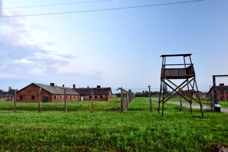 From Krakow: Last Minute Auschwitz-Birkenau Guided Tour - FAQ