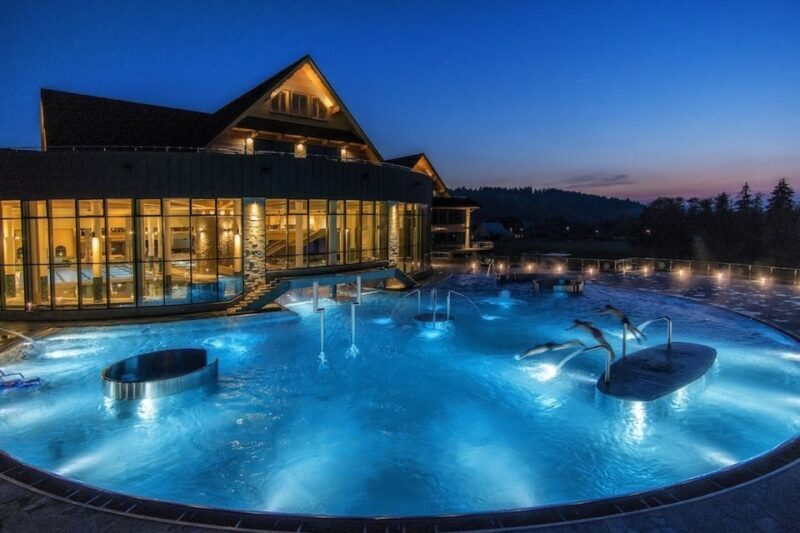 From Krakow: Morskie Oko Lake Tour and Thermal Baths Visit - The Sum Up