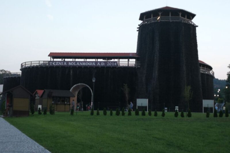 From Krakow: Wieliczka Salt Mine Tour in Italian - Who Is This Tour Best For?