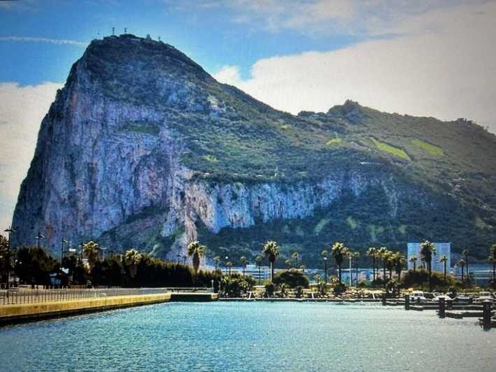 from La Cala/Marbella/Estepona: VIP Gibraltar tour with monkey rock + shopping - Key Points