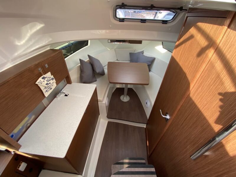 From La Spezia: 5 Terre Private Boat Tour (Lunch and Drinks) - Key Points