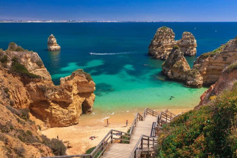 From Lisbon: Algarve Private Tour with Boat Ride to Caves - The Quality of the Guide and the Experience