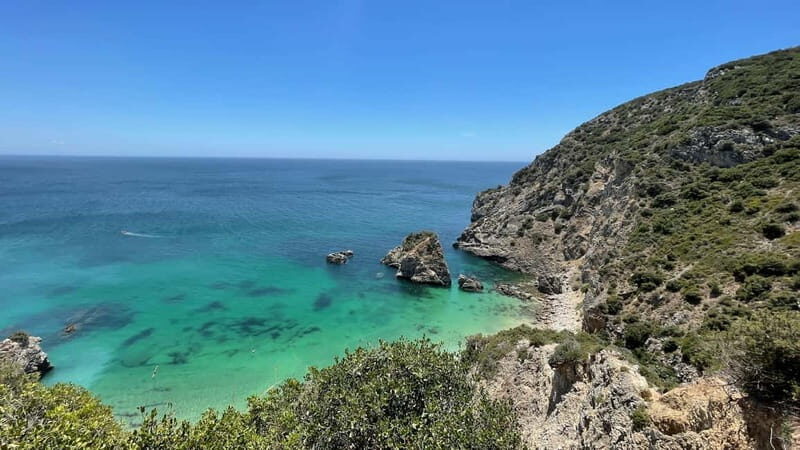 From Lisbon: Arrábida & Sesimbra  Wine, Nature & Beach Tour - An Overview of the Tour