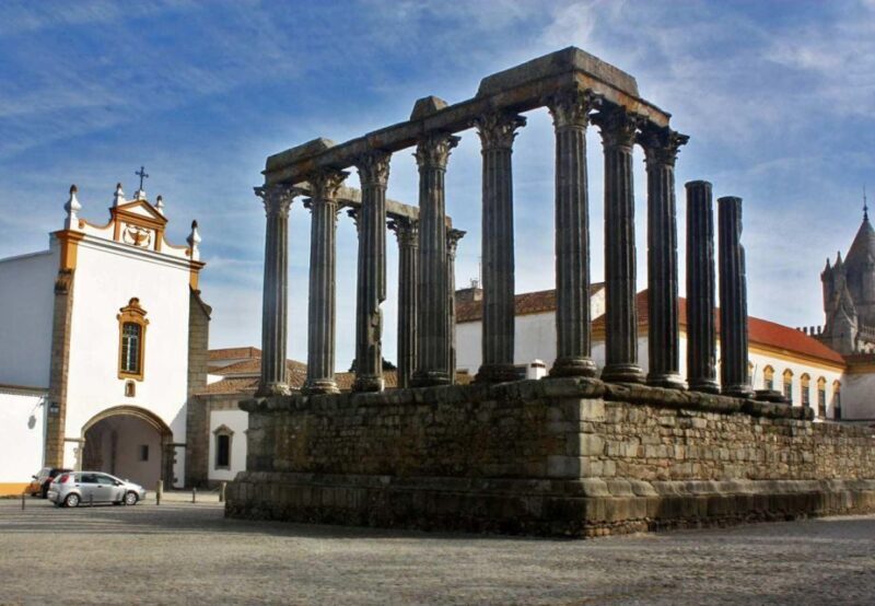 From Lisbon: Évora Tour with Wine Tasting included - Exploring Évora: The Heart of the Alentejo