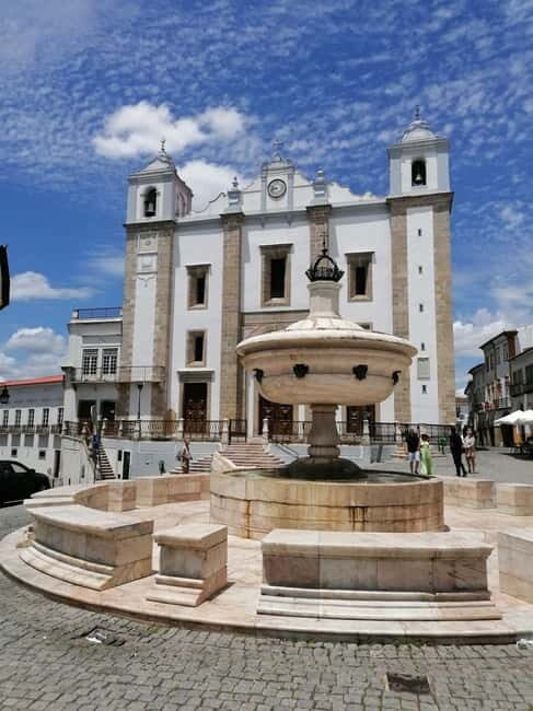 From Lisbon: Évora, Vila Viçosa, and Wine Cellars Day Trip - Who Is This Tour Best For?