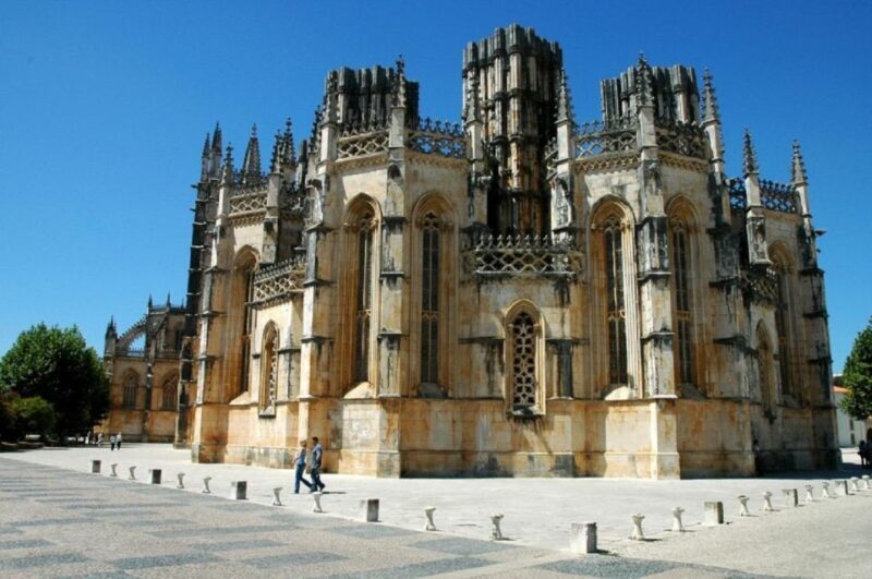 From Lisbon: Fátima/Batalha and Mafra Convent/Óbidos Tour - Key Points