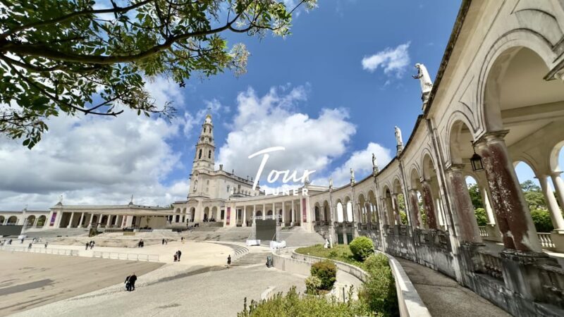From Lisbon: Fátima, Nazaré, and Óbidos. Private Tour - Key Points
