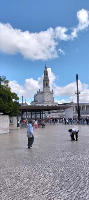 From Lisbon: Fatima, Valinhos, and Wine Cellar Tour - Exploring the Sanctuary of Fatima