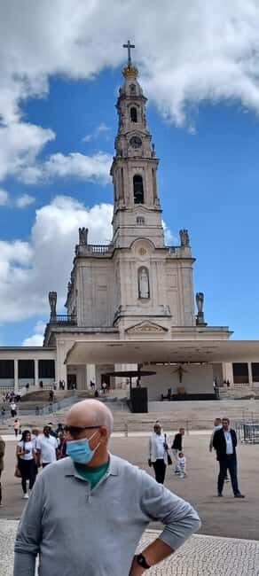 From Lisbon: Fatima, Valinhos, and Wine Cellar Tour - Practicalities and Considerations