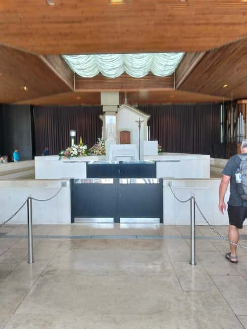 From Lisbon: Fatima, Valinhos, and Wine Cellar Tour - Who Should Consider This Tour?