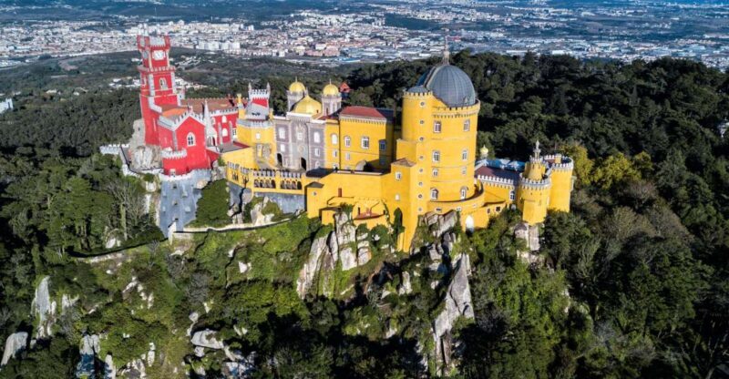 From Lisbon: Half-Day Private Sintra Cascais Tour - The Itinerary in Detail: What to Expect