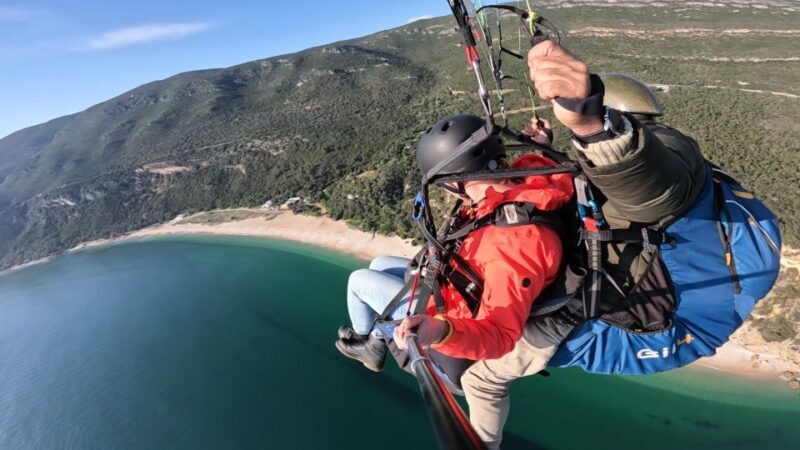 From Lisbon: Paragliding Pack (Flight+Video+Transportation) - Key Points