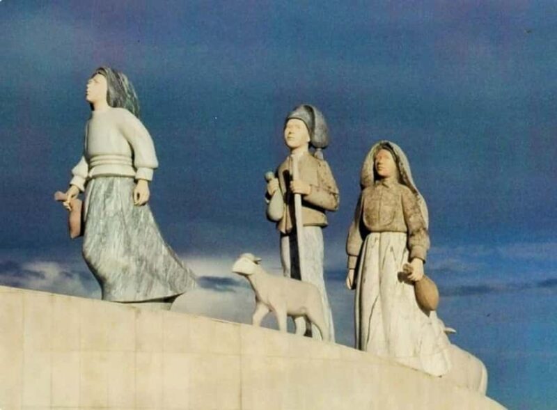 From Lisbon: Private Car Tour to Fátima and Mira de Aires - Key Points