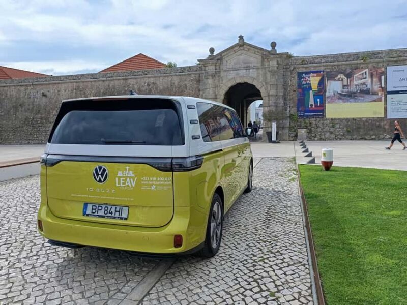 From Lisbon: Private Tour Sintra, Pena, Regaleira & Cascais - Key Points