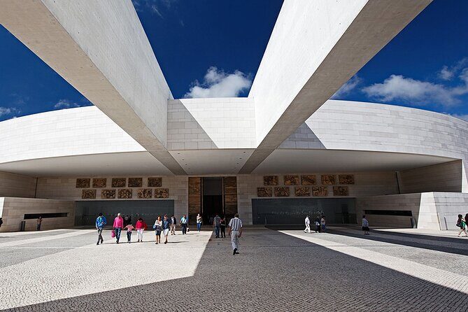 From Lisbon: Sanctuary of Fátima & the Little Shepherds Town - The Itinerary and What You’ll See