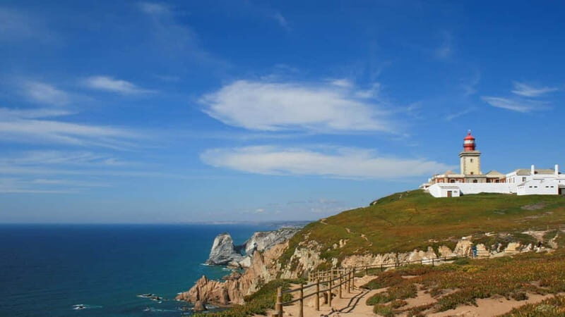From Lisbon: Sintra, Pena, Cascais and Cabo da Roca - FAQ