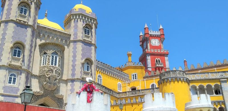 From Lisbon: Sintra, Pena Palace and Quinta da Regaleira - Getting around in a hill town: comfort, timing, and walking reality