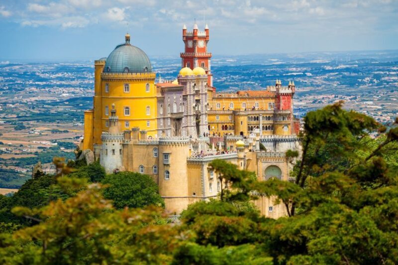 From Lisbon: Sintra Tour with Queluz Palace Entrance - Who Should Consider This Tour?
