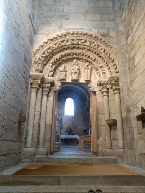 From Lisbon: To Santiago de Compostela Day Trip with Fatima - Starting Point and Transportation