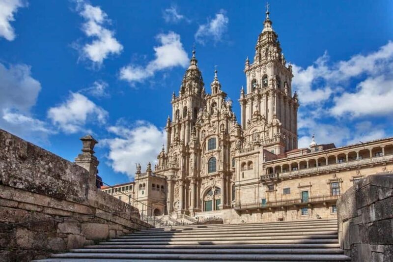 From Lisbon: To Santiago de Compostela Day Trip with Fatima - Scenic Drive to Santiago de Compostela