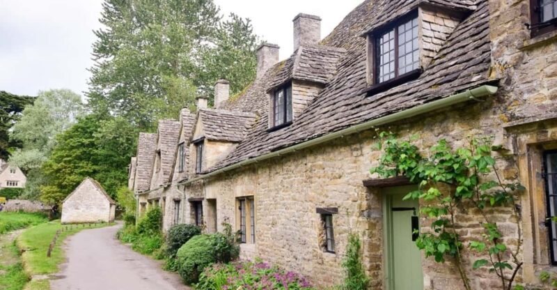 From London: Cotswolds Villages Small Group Day Tour - Key Points