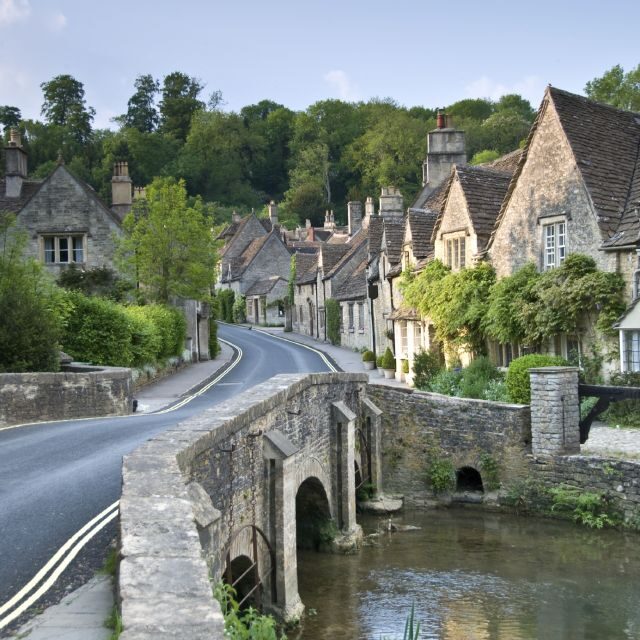 From London: Full-Day Guided Tour of the Cotswolds - The Picturesque Arlington Row: Bibury