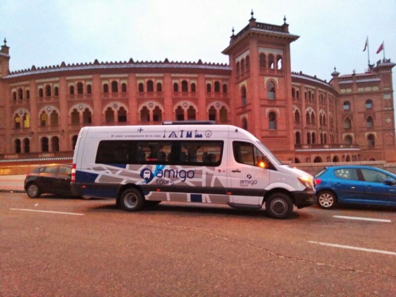 From Madrid: Ávila and Salamanca Guided Day Trip - Exploring Salamanca: A City of Baroque Grandeur