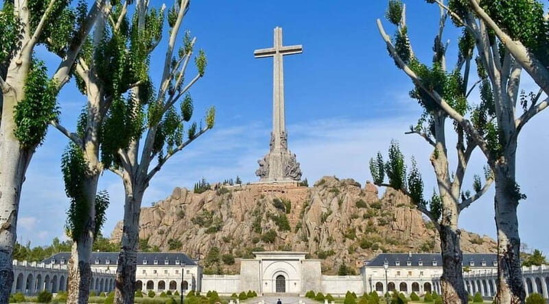 From Madrid: El Escorial, Valle de los Caídos & Segovia Trip - Who Should Consider This Tour?