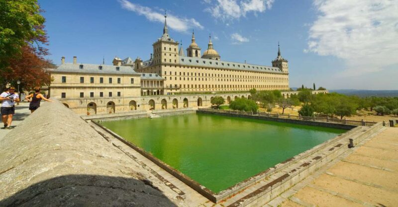 From Madrid: El Escorial, Valley and Segovia Day Trip - Key Points